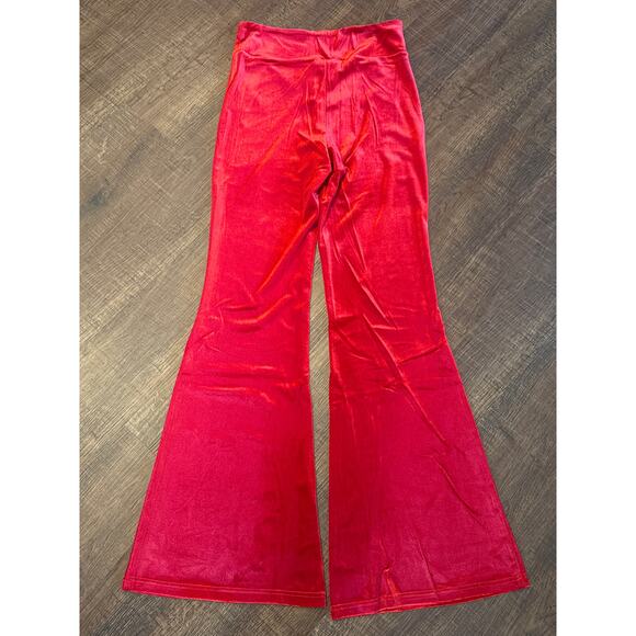 ModCloth Loving The Luxe Life Wide Leg Pants Red Stretch Velour Small NWT - Picture 3 of 6